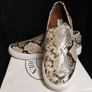 Like new - worn once. Snake skin, gold, black/white pattern Steve Madden sneaks